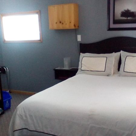 بانكروفت Spectacle Lake Lodge المظهر الخارجي الصورة